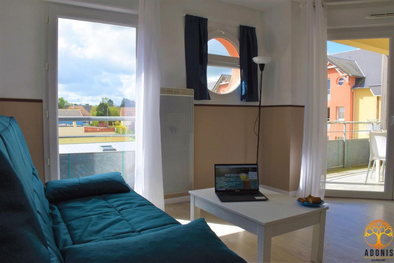 Hotel Adonis - Les Isles De Sola