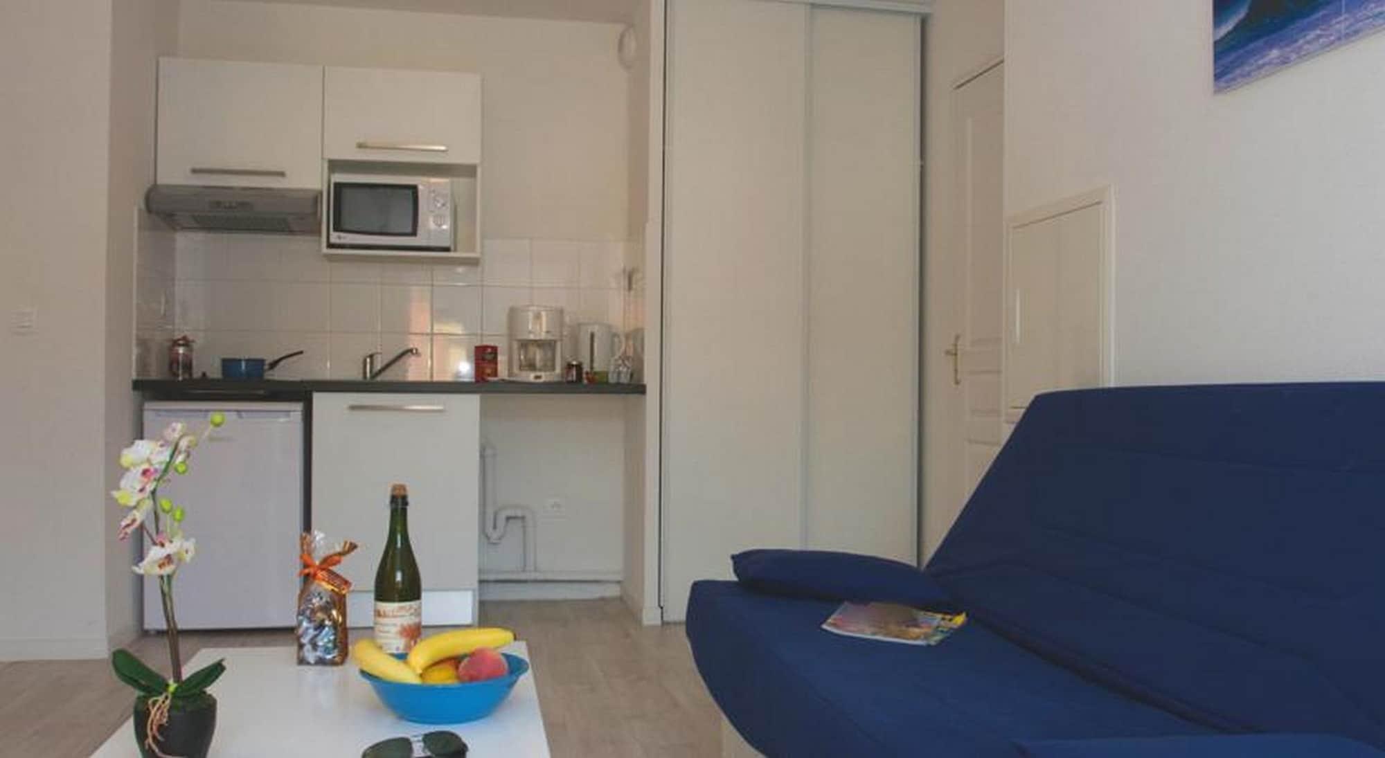 Adonis - Les Isles De Sola Hotel